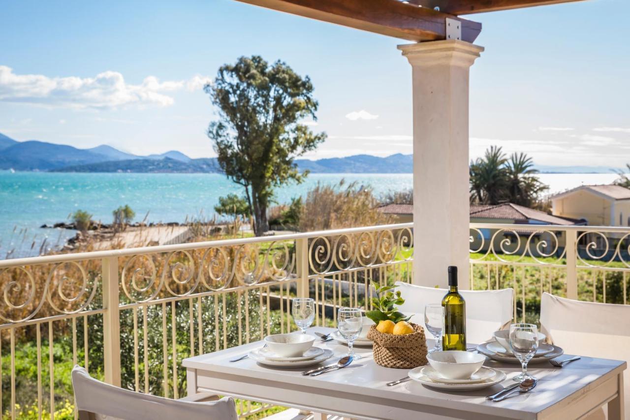 Apollonides Seafront Villa1 Aoede Lixouri Exterior foto