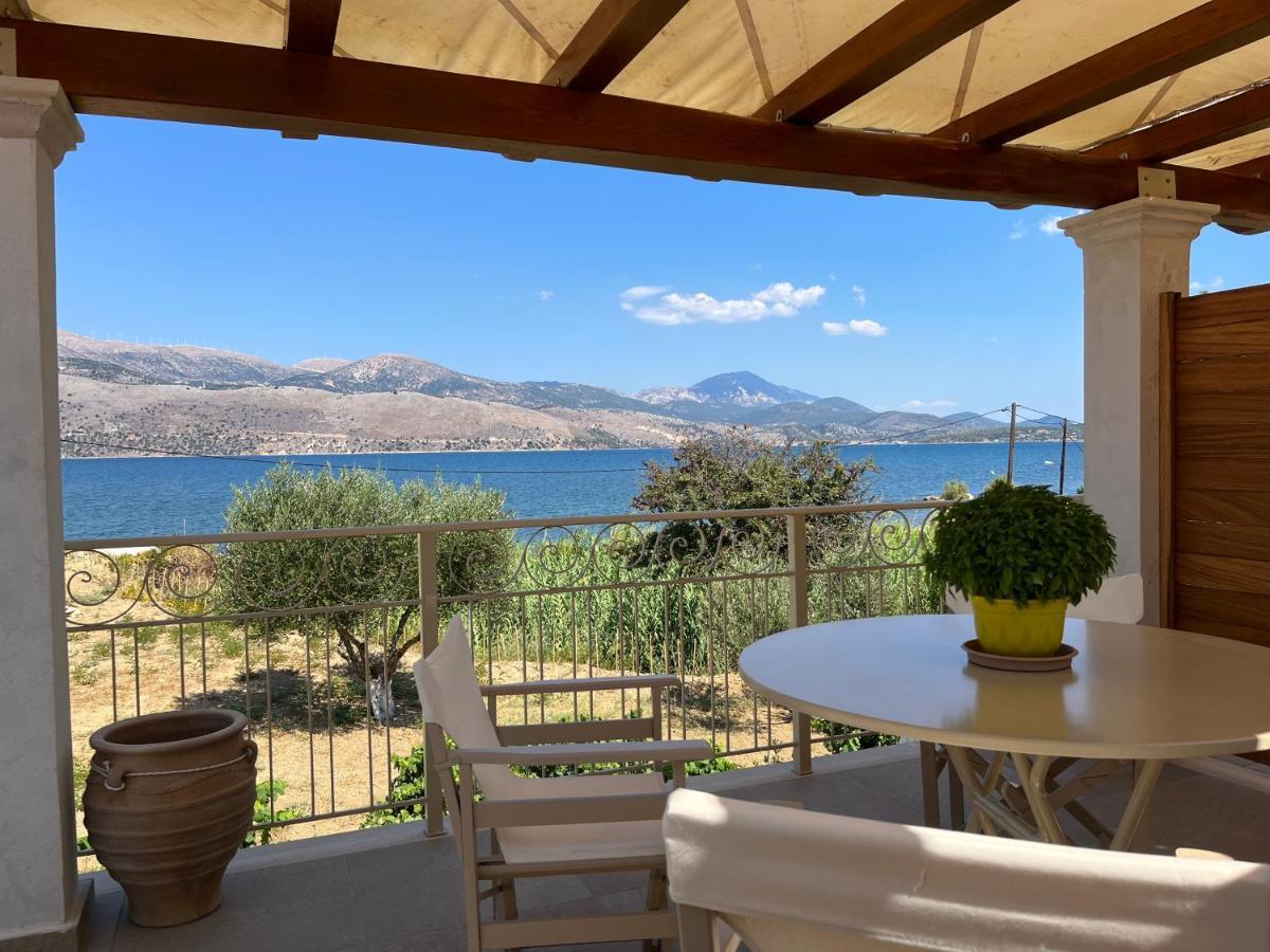 Apollonides Seafront Villa1 Aoede Lixouri Exterior foto